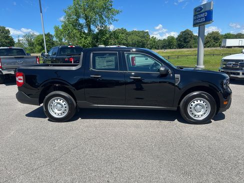 New 2025 Ford Maverick XL w/ Equipment Group 102A image 4