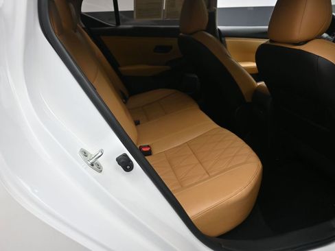 Used 2024 Nissan Sentra SV w/ SV Premium Package FWD image 24