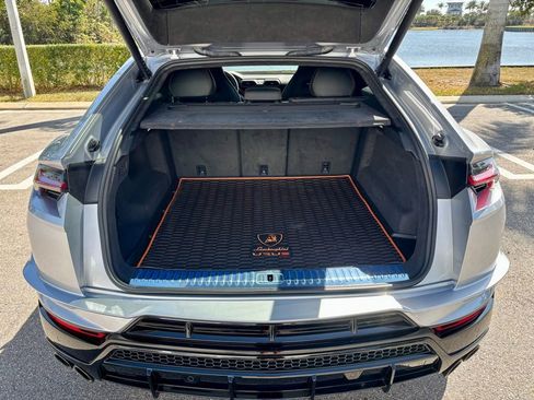 Used 2023 Lamborghini Urus S image 23