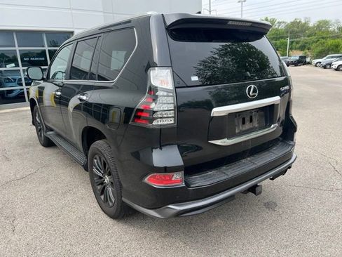 Used 2023 Lexus GX 460 Luxury w/ Sport Design Package AWD/4WD image 8
