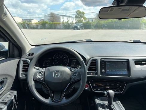Used 2021 Honda HR-V EX image 28