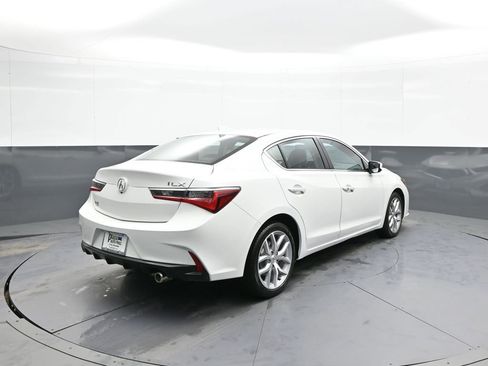 Used 2019 Acura ILX image 6
