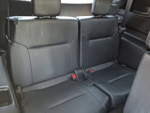 Used 2025 Mitsubishi Outlander SE AWD/4WD image 30