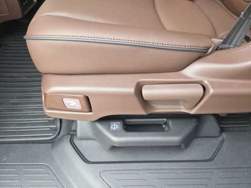 New 2026 Honda Odyssey Touring image 40