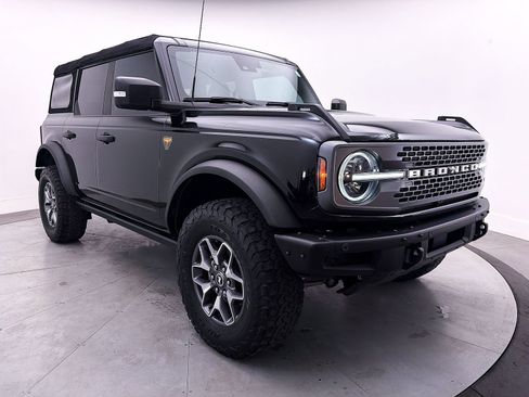 Used 2023 Ford Bronco Badlands AWD/4WD image 1