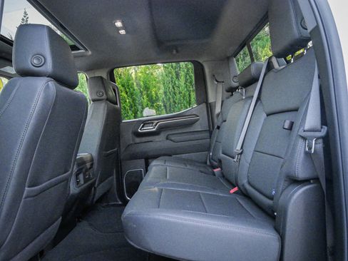 Used 2025 Chevrolet Silverado 1500 RST w/ Convenience Package II AWD/4WD image 31