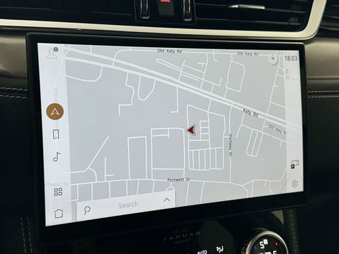 Used 2026 Jaguar F-PACE R-Dynamic S image 25