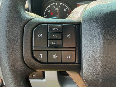 Used 2025 Ford F250 XL w/ XL Chrome Package AWD/4WD image 24