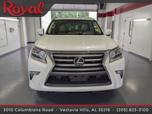 Used 2017 Lexus GX 460 Premium w/ Premium Package AWD/4WD image 6