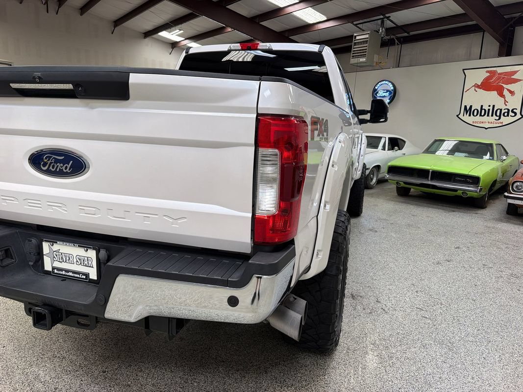 Used 2019 Ford F250 Lariat w/ Lariat Ultimate Package AWD/4WD image 16