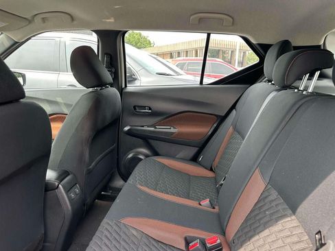 Used 2023 Nissan Kicks SR FWD image 10