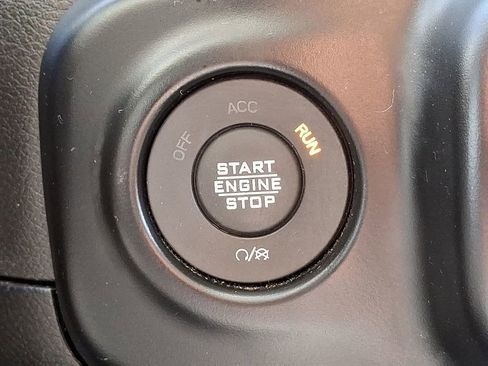 Certified 2023 Jeep Wrangler Unlimited w/ Cold Weather Group image 28