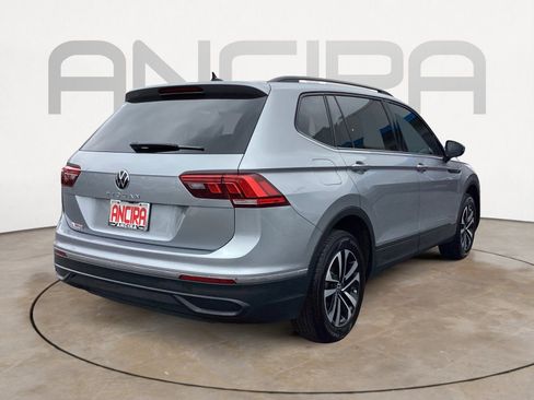 Used 2022 Volkswagen Tiguan S w/ Driver Assistance Package FWD image 11