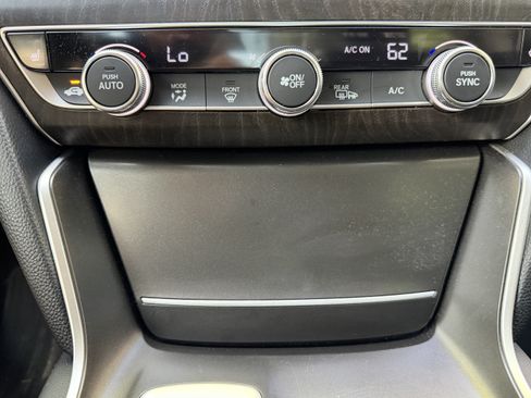 Used 2022 Honda Accord EX-L image 27