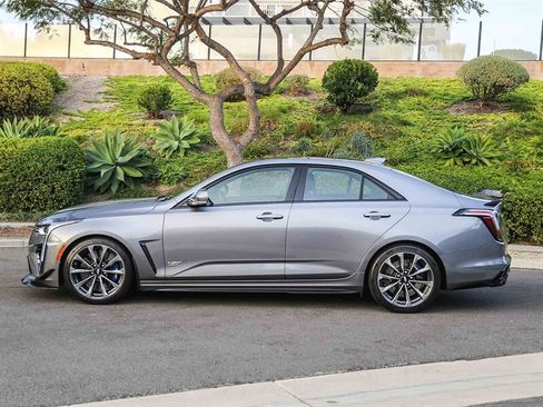 Used 2022 Cadillac CT4 V Blackwing w/ Carbon Fiber 1 Package image 3