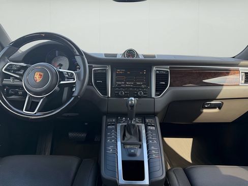 Used 2015 Porsche Macan S AWD/4WD image 10