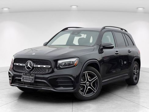 New 2024 Mercedes-Benz GLB 250 image 2