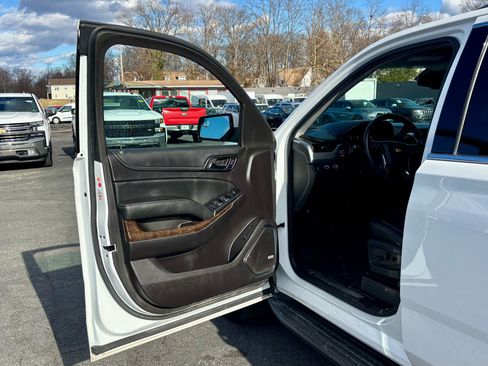 Used 2016 Chevrolet Tahoe LT image 14