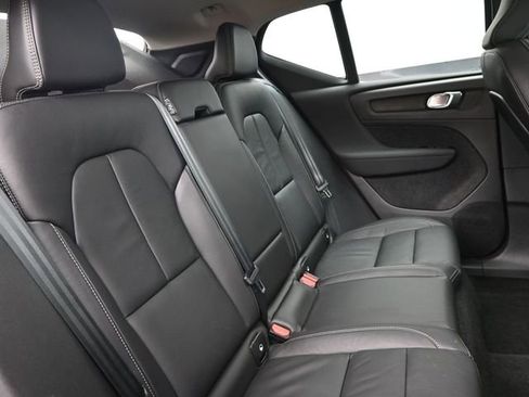 Used 2023 Volvo XC40 B4 Plus w/ Driver Assist Package FWD image 32