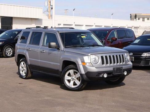 Used 2016 Jeep Patriot Sport w/ Power Value Group image 2