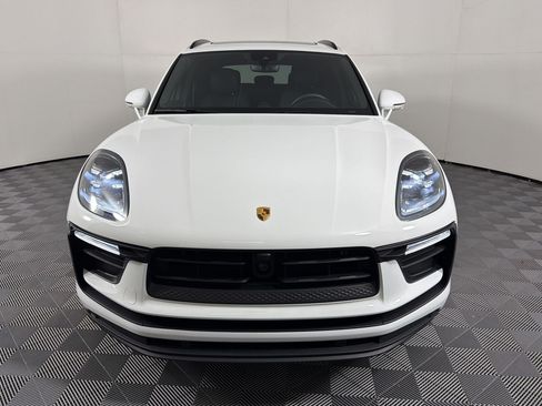 Certified 2025 Porsche Macan AWD/4WD image 6