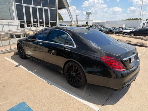 Used 2015 Mercedes-Benz S 550 Sedan w/ Sport Package image 3
