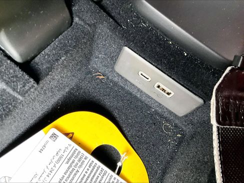 Used 2024 Chevrolet Corvette Z06 image 25