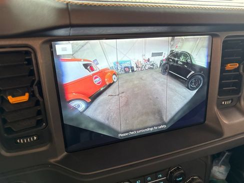 Used 2024 Ford Bronco Badlands AWD/4WD image 33