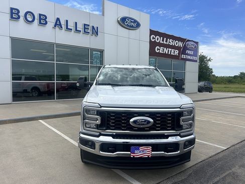 New 2026 Ford F350 Lariat AWD/4WD image 8