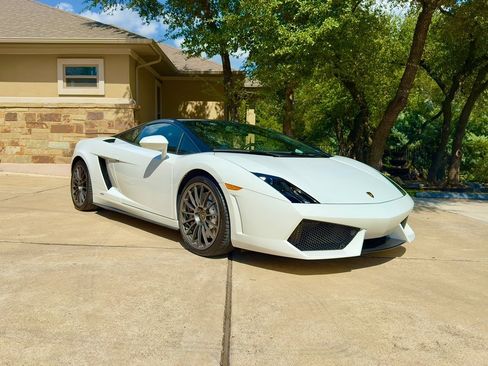 Used 2012 Lamborghini Gallardo LP 550-2 image 3