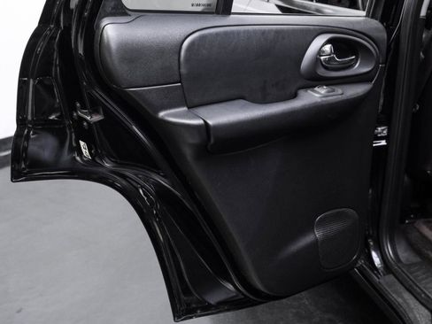 Used 2006 Chevrolet TrailBlazer LT w/ SS Package image 43