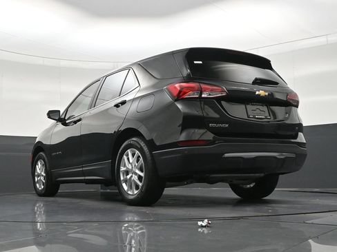 Used 2023 Chevrolet Equinox LT FWD image 28