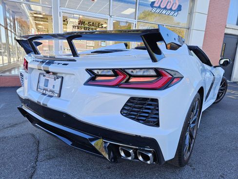 Used 2023 Chevrolet Corvette 2LT w/ Z51 Performance Package image 11