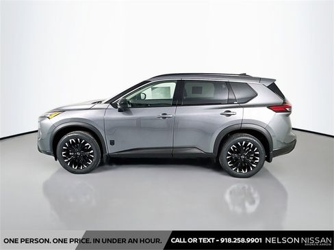 New 2026 Nissan Rogue SV image 8