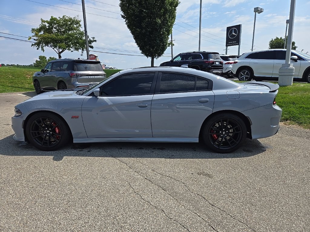 Used 2022 Dodge Charger Scat Pack w/ Dynamics Package RWD image 9