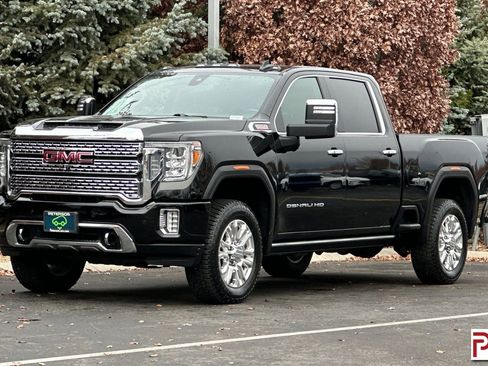 Used 2022 GMC Sierra 3500 Denali image 8