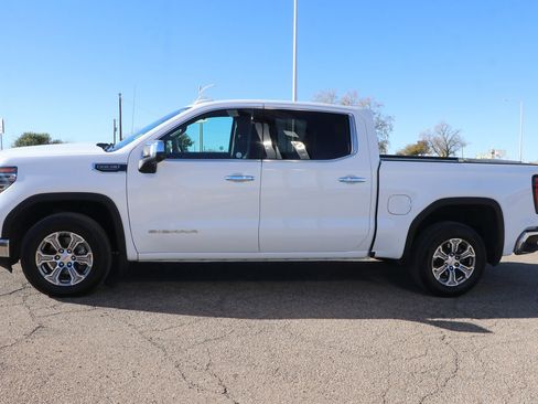 Used 2024 GMC Sierra 1500 SLT image 4