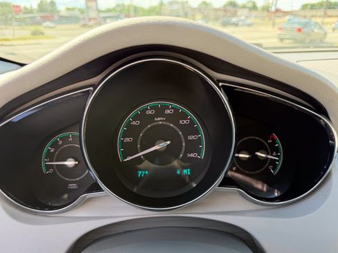 Used 2012 Chevrolet Malibu LT FWD image 24