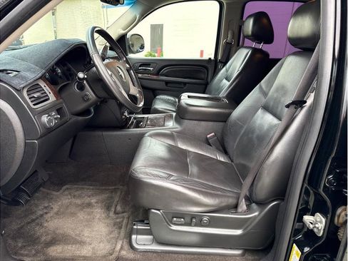 Used 2010 GMC Yukon Denali image 12