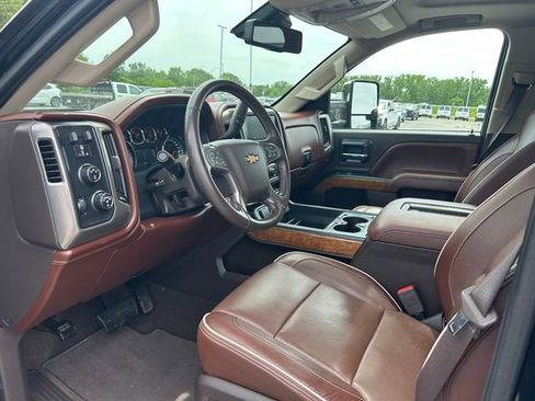 Used 2016 Chevrolet Silverado 3500 High Country w/ Duramax Plus Package AWD/4WD image 11