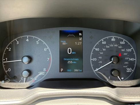 Used 2023 Toyota Corolla LE w/ Carpet Mat Package (TMS) FWD image 13