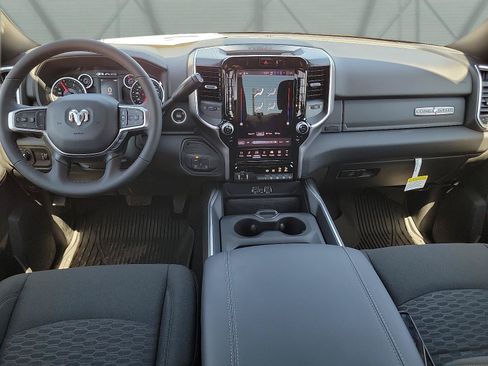 New 2027 RAM 2500 Lone Star AWD/4WD image 9