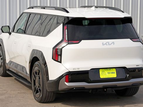 Used 2024 Kia EV9 GT-Line image 52