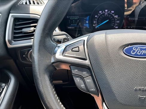 Used 2019 Ford Edge SEL w/ Equipment Group 201A AWD/4WD image 17