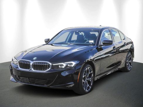 New 2026 BMW 330i xDrive Sedan w/ Convenience Package image 3