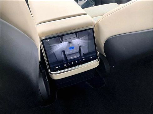 Used 2023 Tesla Model X Plaid image 22