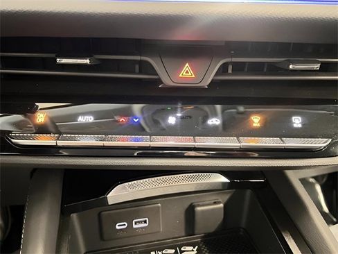 Certified 2025 Buick Envision Preferred image 25