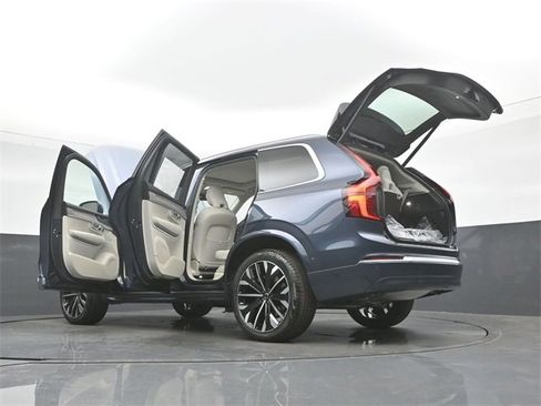 New 2026 Volvo XC90 T8 Ultra w/ Protection Package Premier image 55
