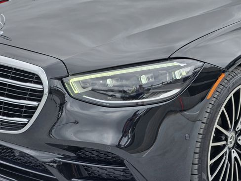 Used 2022 Mercedes-Benz S 580 4MATIC Sedan image 9