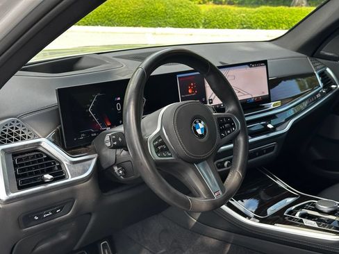 Used 2026 BMW X5 sDrive40i w/ M Sport Package RWD image 10